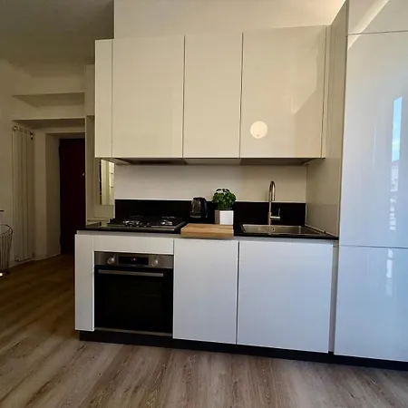 Casa Estia - Mico, Citylife, San Siro, Elegance And Comfort In The Heart Of Apartment Milan